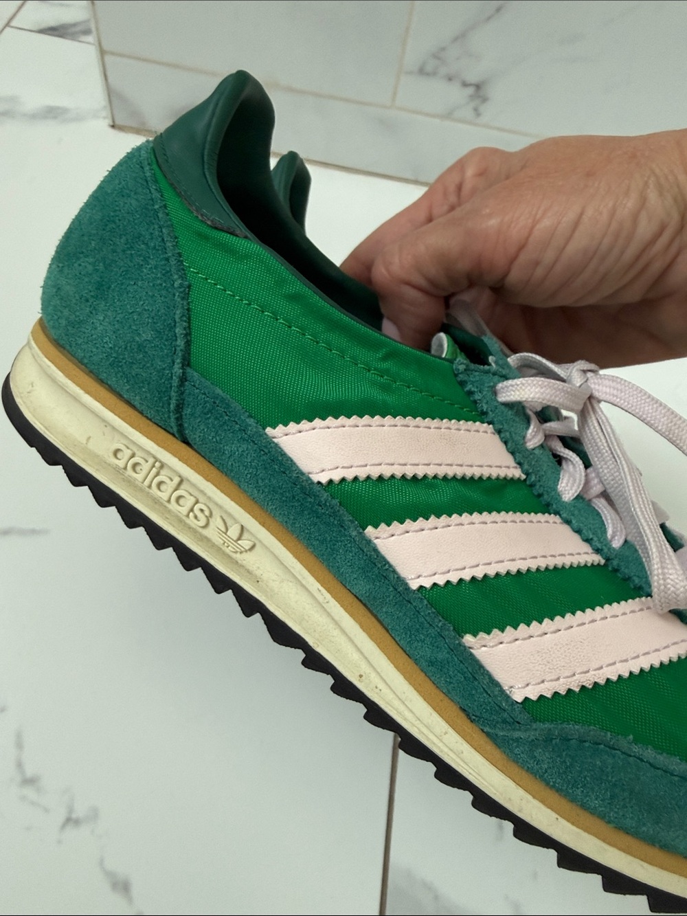 adidas SL72 Green with Light Pink - Picture 3 of 6